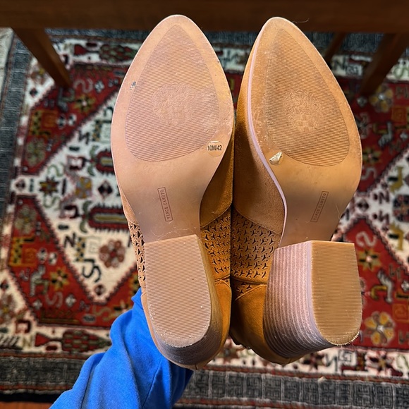 Vince Camuto Tan Booties - Picture 5 of 6